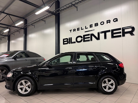 Audi A3 2 of 17