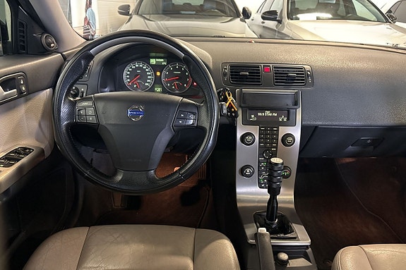 Volvo V50 13 of 19