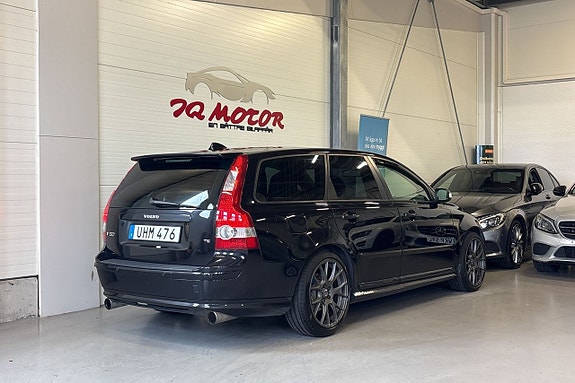 Volvo V50 4 of 19