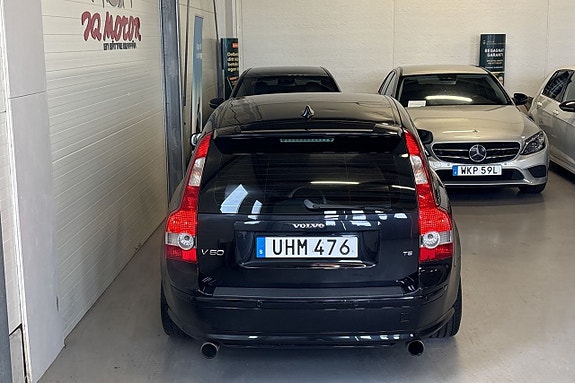 Volvo V50 7 of 19