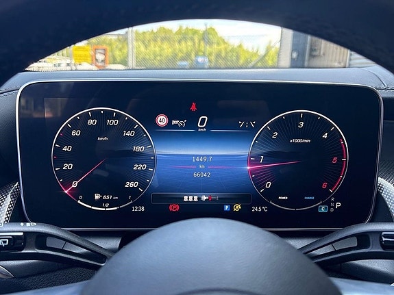 Mercedes-Benz GLC220 d 16 of 27