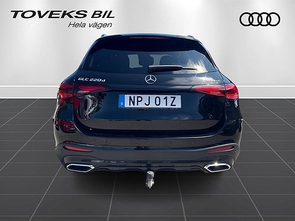 Mercedes-Benz GLC220 d 4 of 27