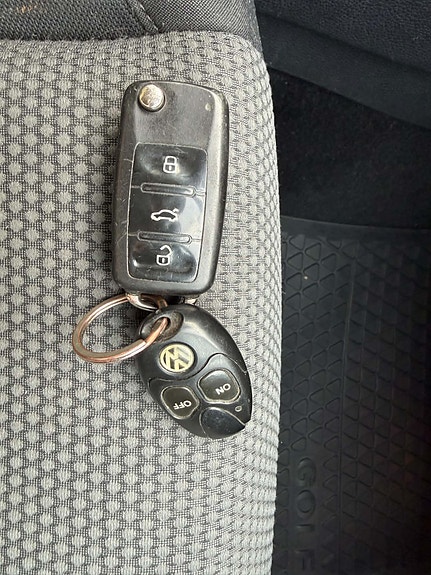 Volkswagen Golf VI 10 of 11
