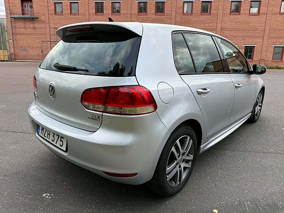 Volkswagen Golf VI 4 of 11