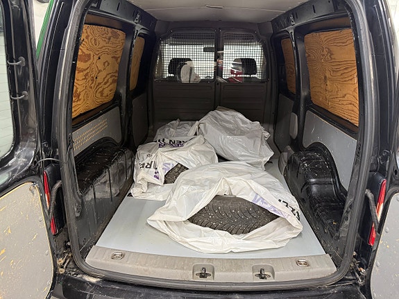 Volkswagen Caddy Maxi 14 of 17