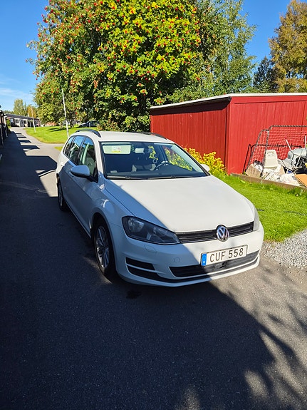 Volkswagen Golf VII 2 of 8