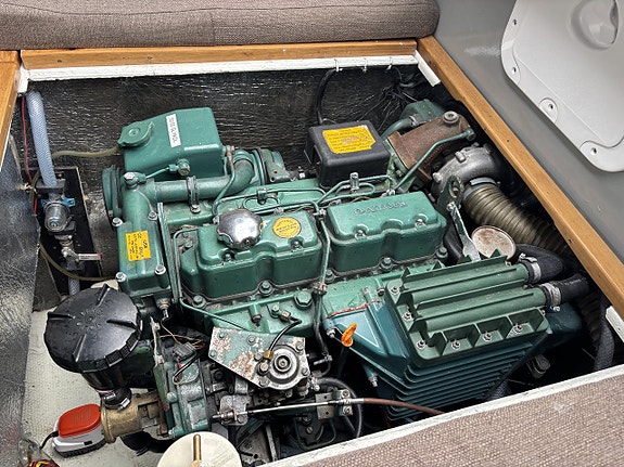 Flipper 700 1987 – omfattande renoverad, diesel och boggitrailer 6 of 6