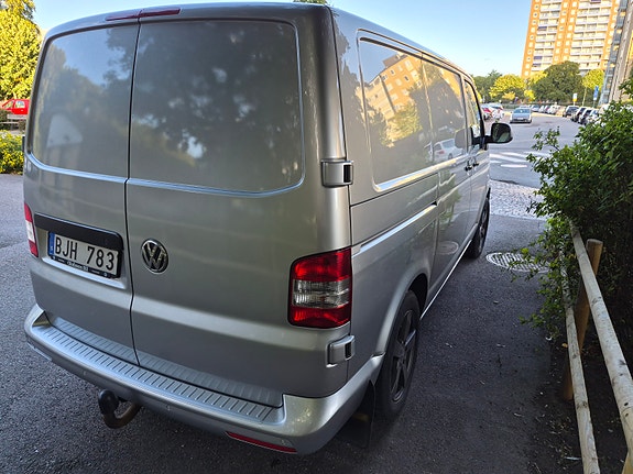 Volkswagen Transporter 4 of 5