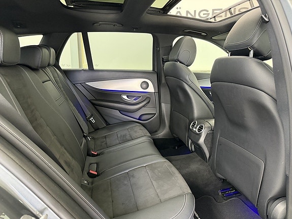 Mercedes-Benz E220 d 17 of 26
