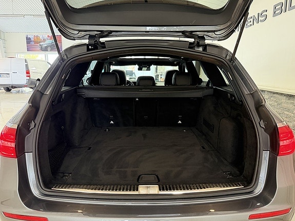 Mercedes-Benz E220 d 18 of 26