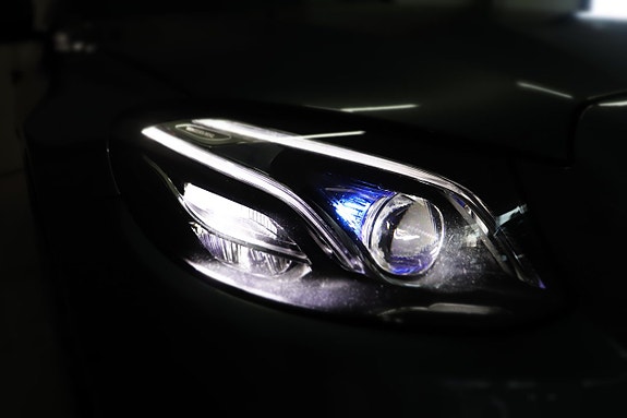 Mercedes-Benz E220 d 10 of 26