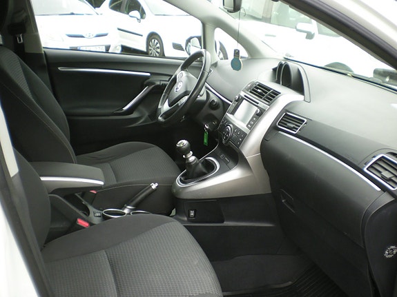 Toyota Verso 6 of 11