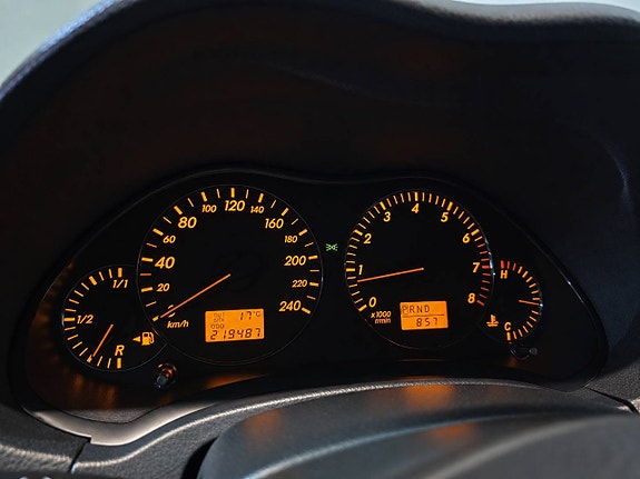 Toyota Avensis 17 of 25