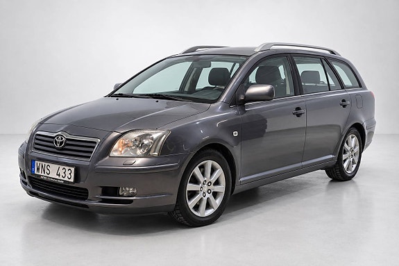 Toyota Avensis 4 of 25
