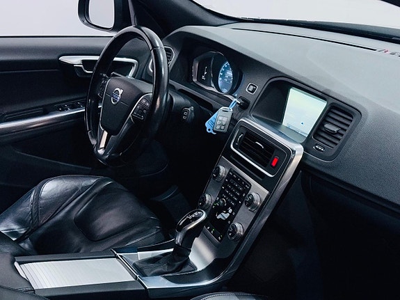 Volvo V60 4 of 22