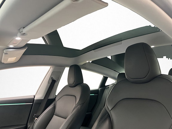 Tesla Model 3 12 of 30