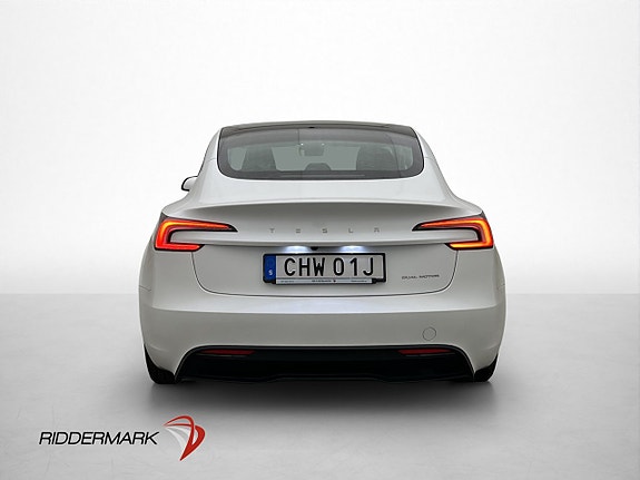 Tesla Model 3 8 of 30