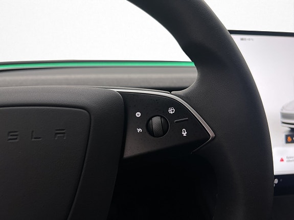 Tesla Model 3 15 of 30