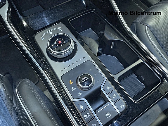 Kia Sorento 17 of 26