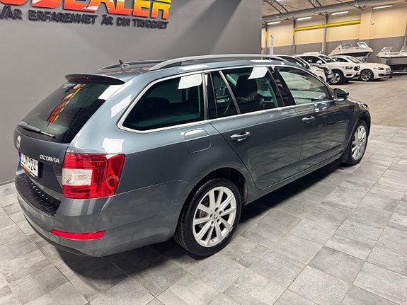 Skoda Octavia 5 of 9