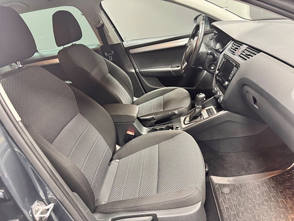 Skoda Octavia 7 of 9