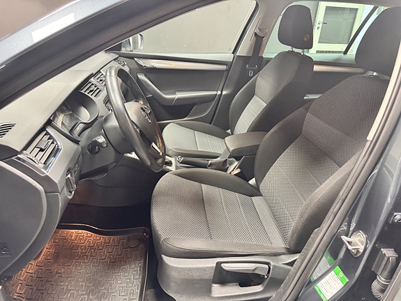 Skoda Octavia 9 of 9