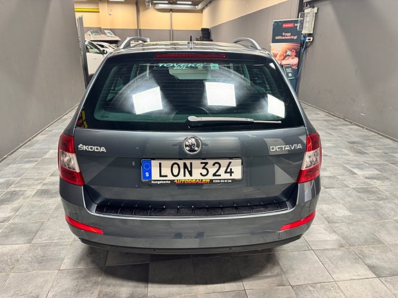 Skoda Octavia 4 of 9