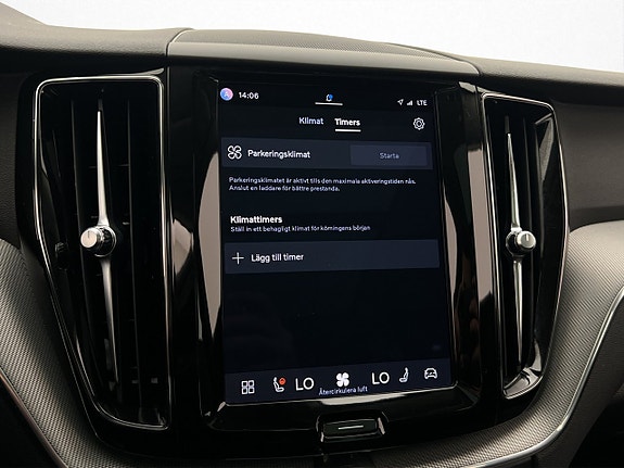 Volvo XC60 21 of 30
