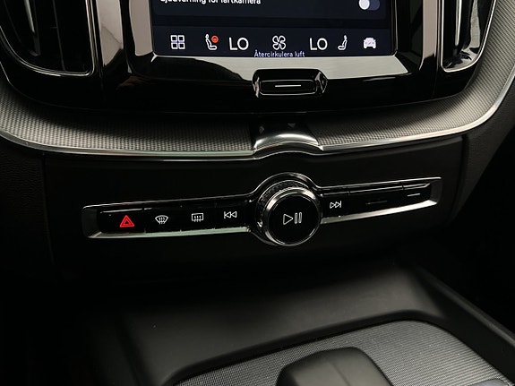 Volvo XC60 26 of 30