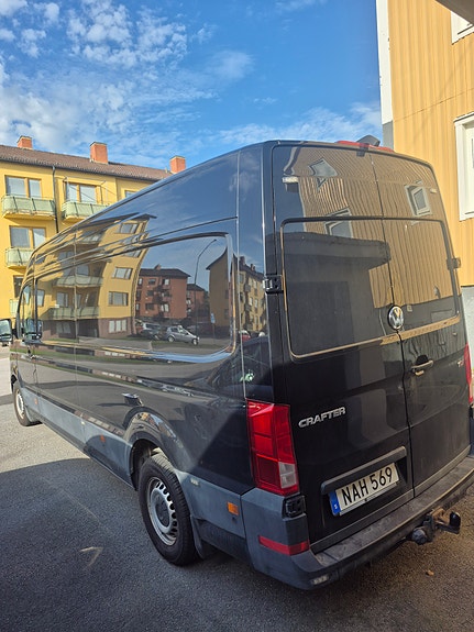 Volkswagen Crafter 35 2 of 11