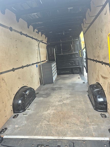 Volkswagen Crafter 35 8 of 11