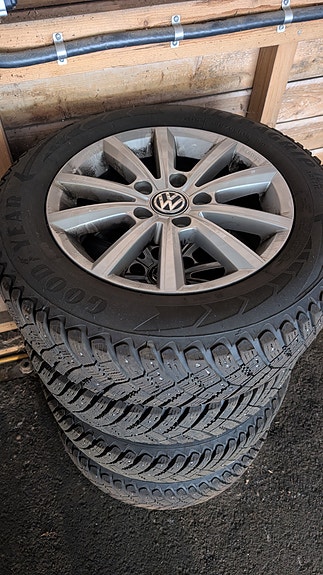 Volkswagen Golf VII 11 of 14