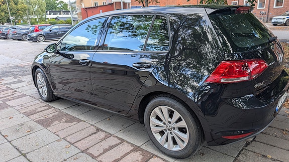 Volkswagen Golf VII 6 of 14