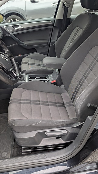 Volkswagen Golf VII 7 of 14
