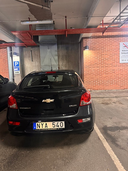 Chevrolet Cruze 4 of 6