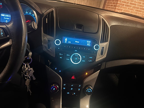 Chevrolet Cruze 6 of 6