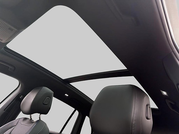 Volkswagen Tiguan 17 of 25