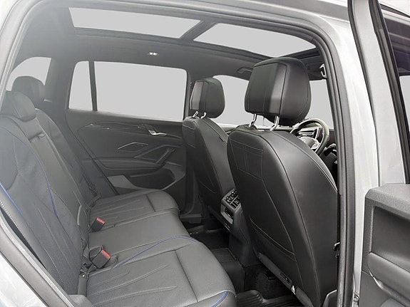 Volkswagen Tiguan 7 of 25
