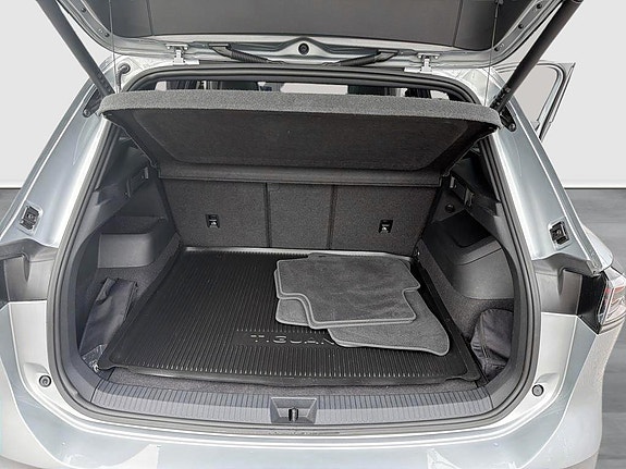 Volkswagen Tiguan 10 of 25