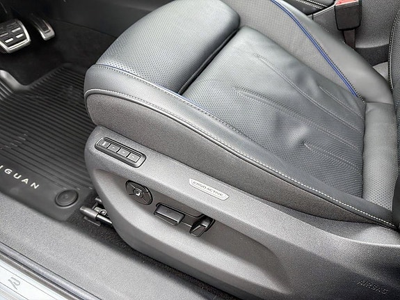 Volkswagen Tiguan 14 of 25