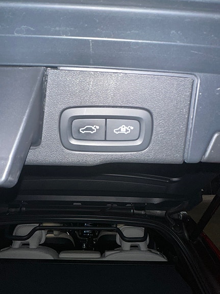 Volvo XC60 12 of 24