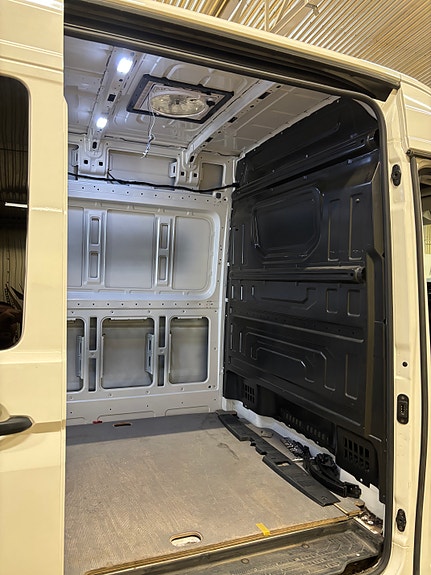 Volkswagen Crafter 35 4 of 13