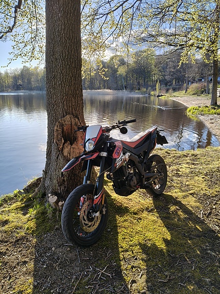 Aprilia Sx 125 2 of 8