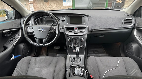 Volvo V40 6 of 7