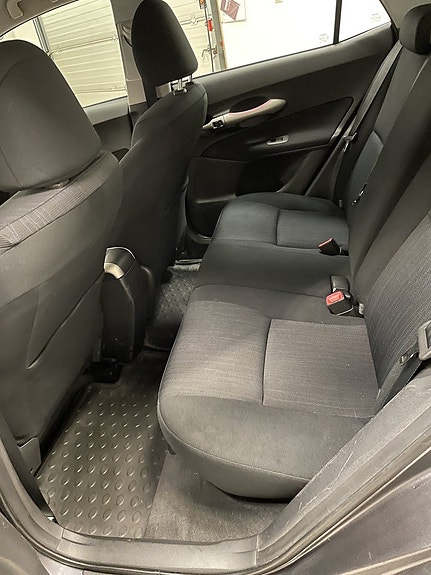 Toyota Auris 3 of 5