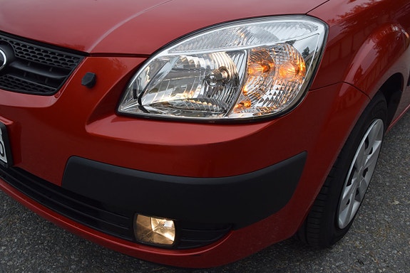 Kia Rio 16 of 20