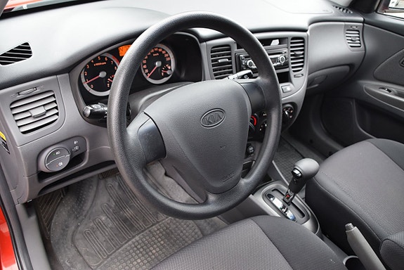 Kia Rio 14 of 20