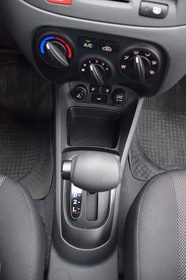 Kia Rio 12 of 20