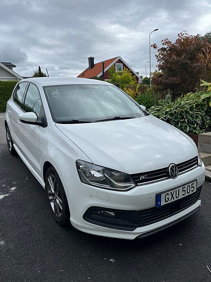 Volkswagen Polo 2 of 11