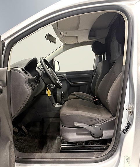Volkswagen Caddy 10 of 15